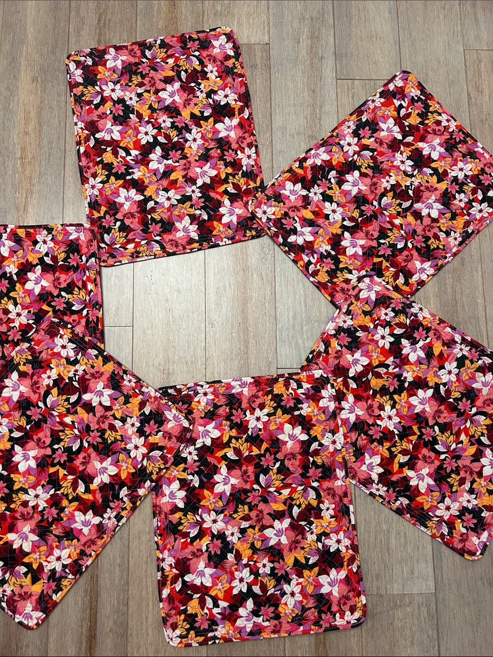 Quilted Floral Reversible Table Placemat Set of 6 in Pink, Red & Black